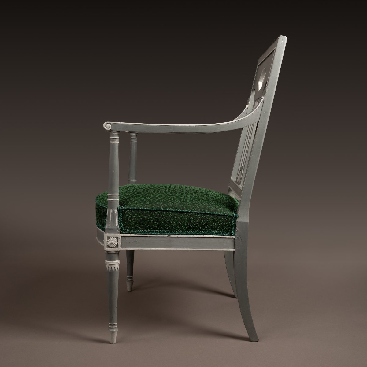 Jacob Frères - fauteuil Directoire à dossier repercé - bois peint et tissu en crin-photo-4