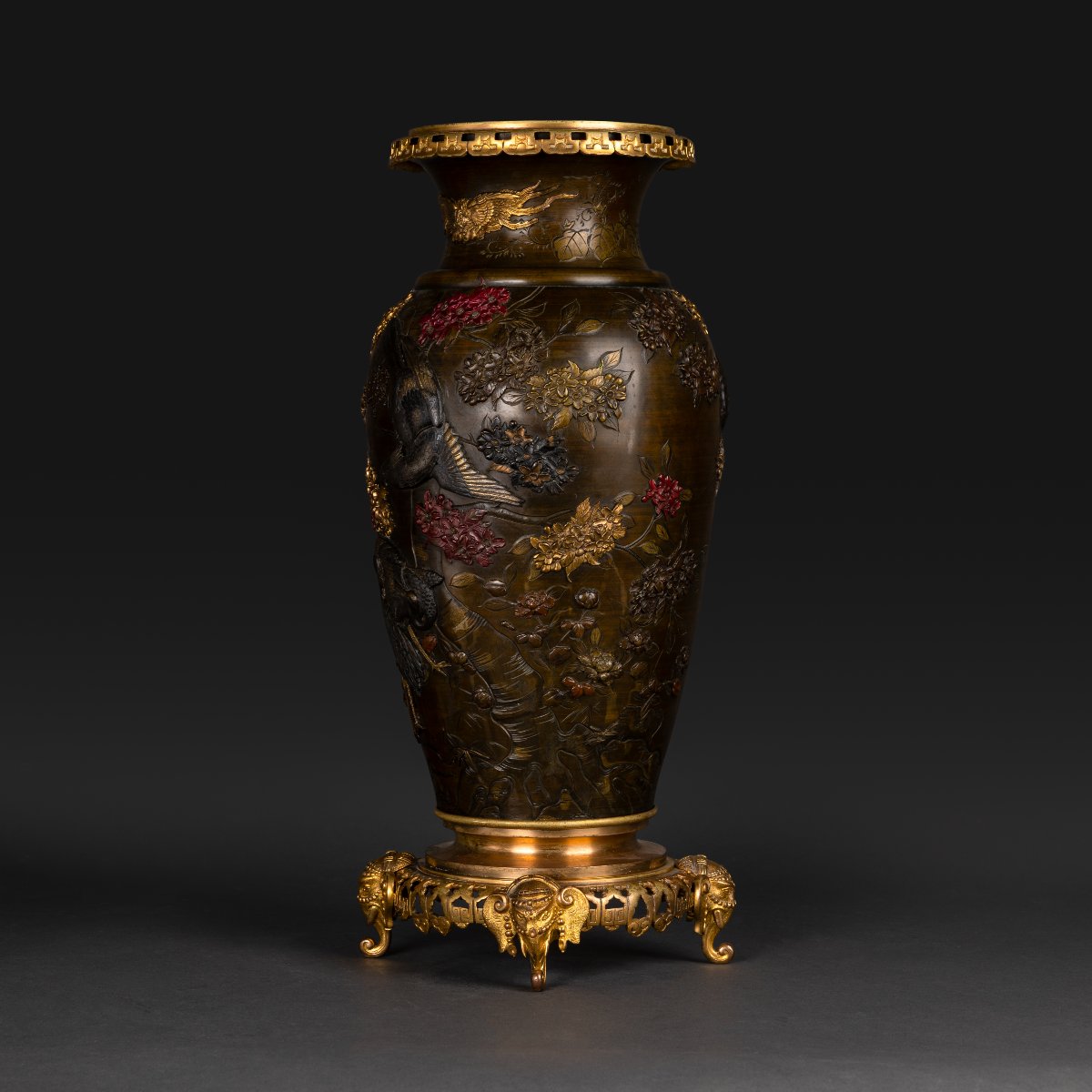 Crystal Staircase, Ca. 1880 (e. Lièvre) — Very Important Sentoku Vase, Japan, Meiji Era -photo-2