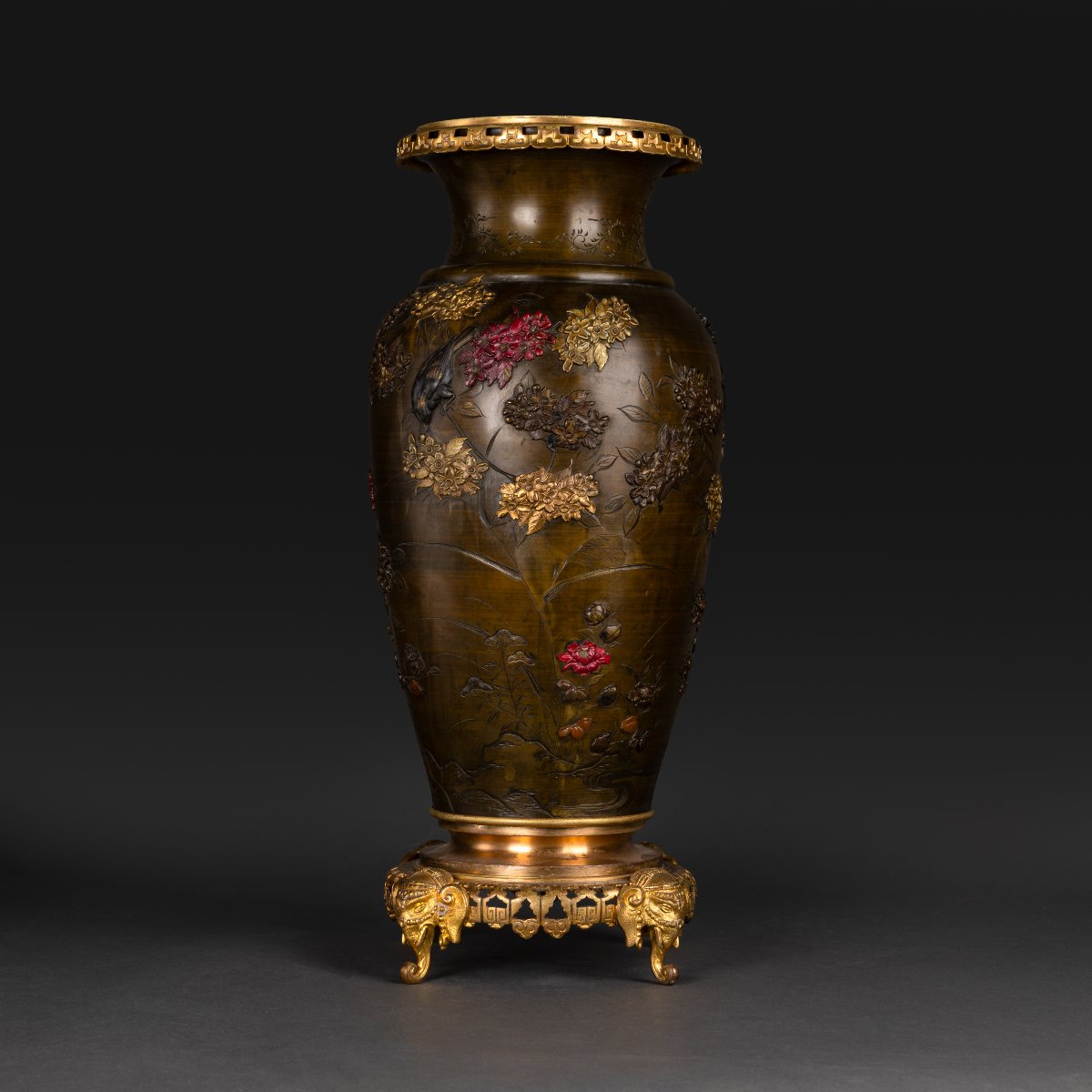 Crystal Staircase, Ca. 1880 (e. Lièvre) — Very Important Sentoku Vase, Japan, Meiji Era -photo-3
