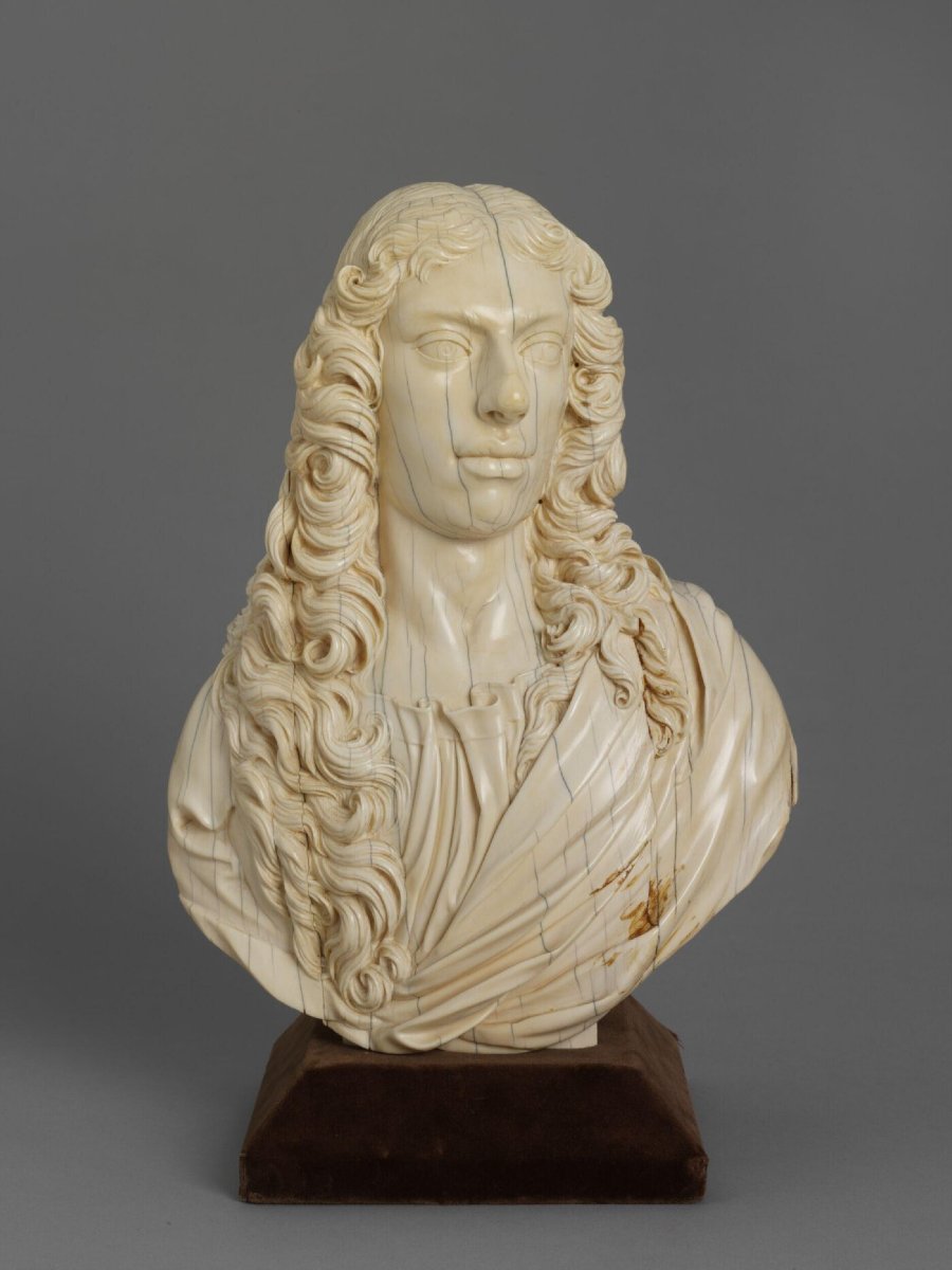 Pays-Bas ou Angleterre, époque Louis XIV - important buste d'homme en terre cuite XVIIe-photo-7