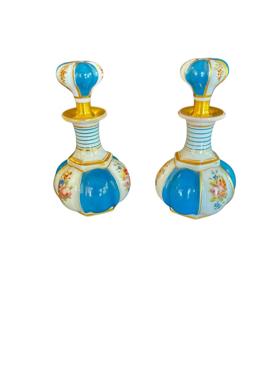 Paire De Flacons En Opaline à Décor De Fleurs-photo-3