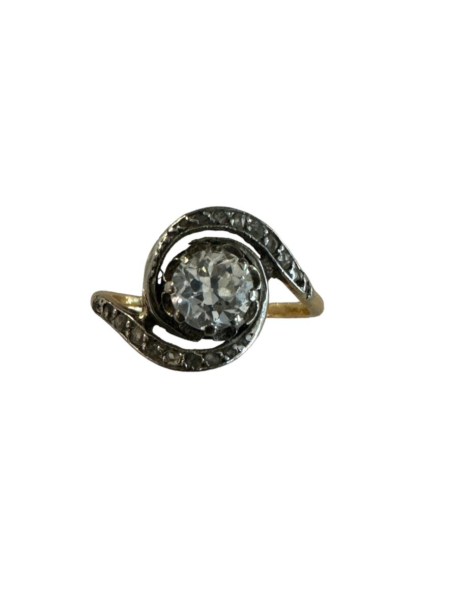 Swirl Ring In Gold, Platinum And Diamond-photo-1