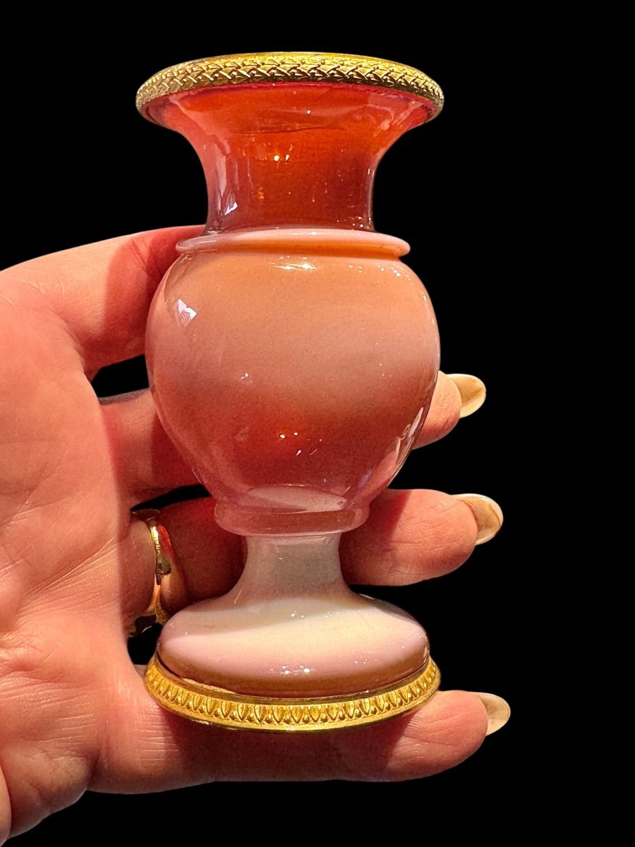 Vase En Opaline Gorge De Pigeon-photo-2