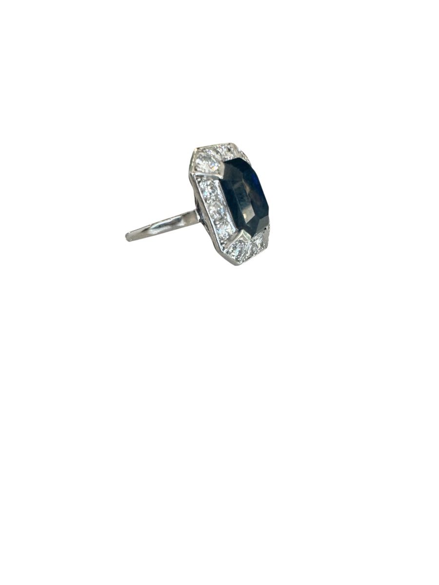 Bague Art-Déco en platine , saphir et diamants -photo-2