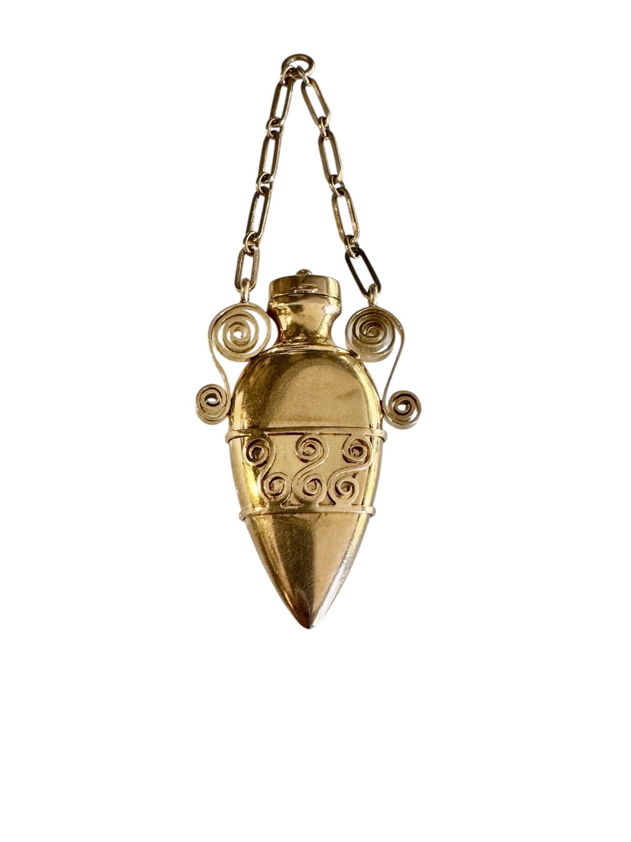 Gold Pendant Bottle, Amphora-shaped