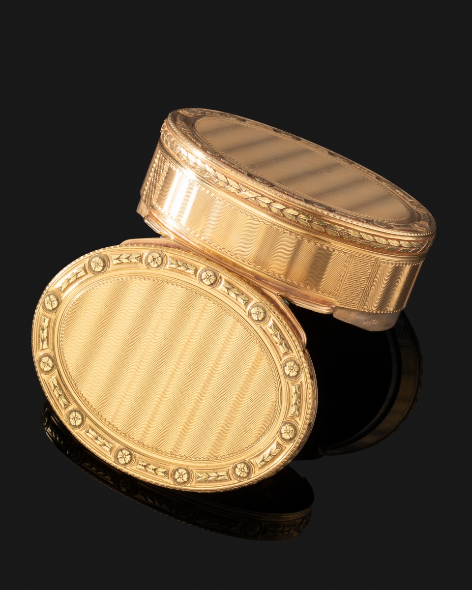 Tabatière d'or par Jean Joseph Barrière, époque Louis XVI-photo-3