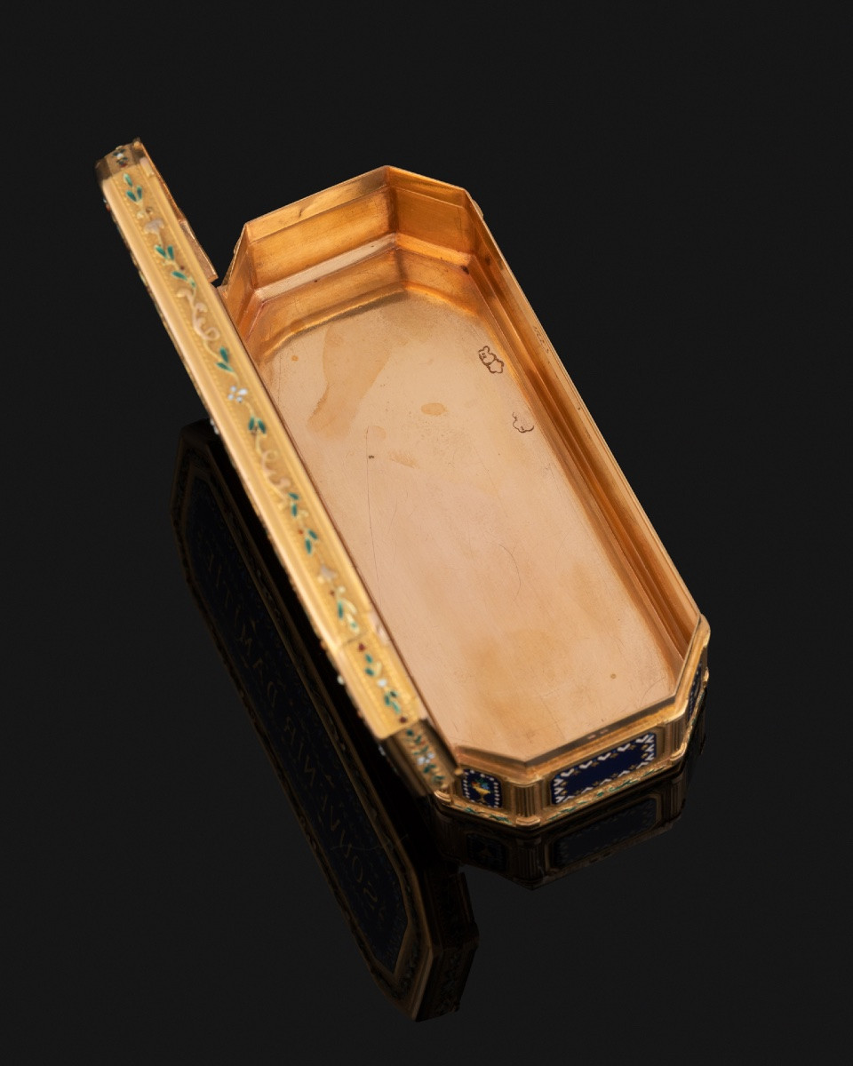 Gold And Enamel Snuffbox From The Late 18th Century Early 19 Th Century-photo-4