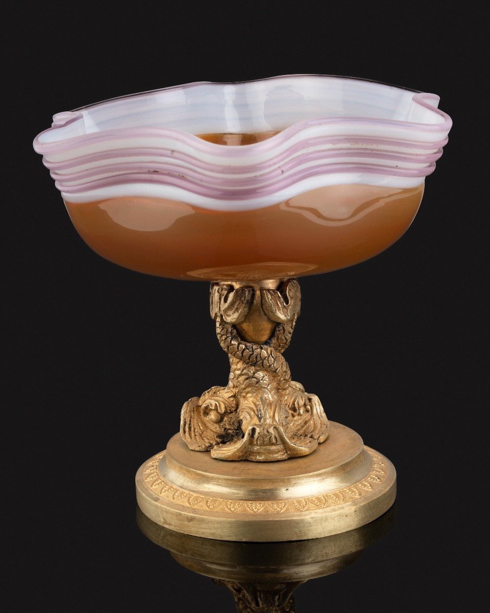 Cup With Dolphins In Honey Yellow Opaline And Amethyst -photo-2