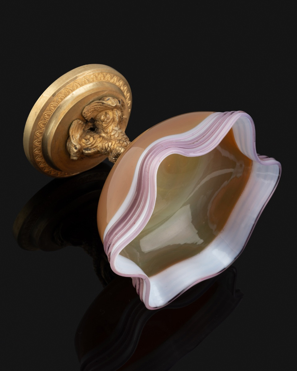 Cup With Dolphins In Honey Yellow Opaline And Amethyst -photo-3