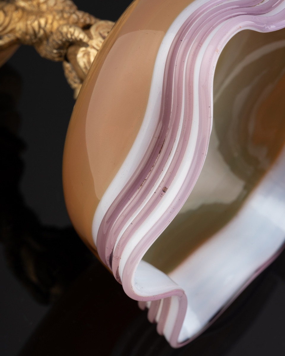 Cup With Dolphins In Honey Yellow Opaline And Amethyst -photo-4