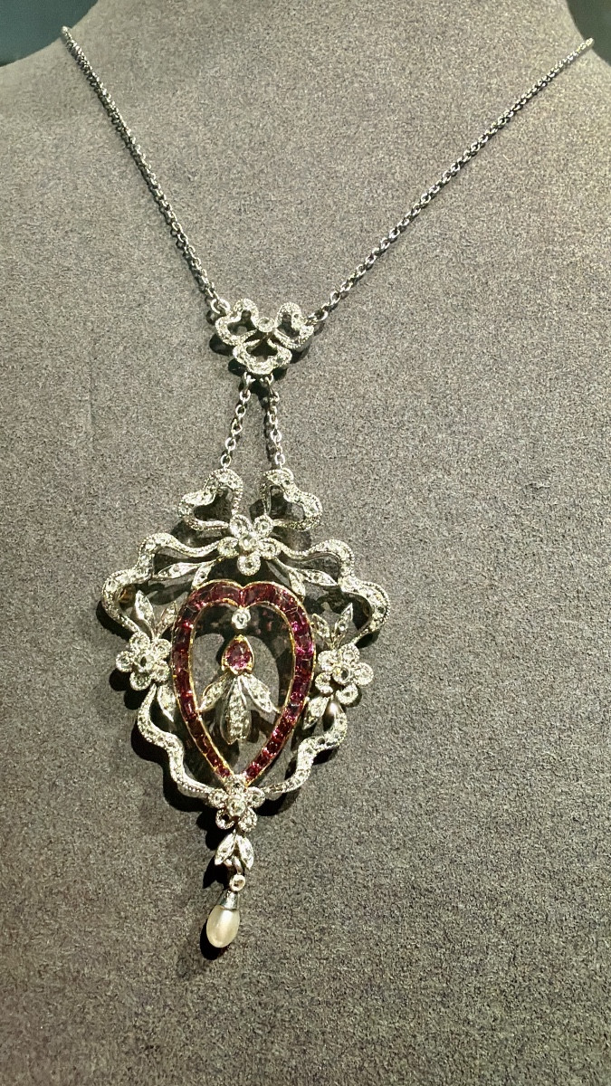 Belle Epoque Necklace In Gold, Amethysts And Diamonds.-photo-4