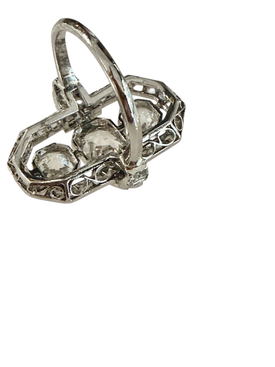 Bague Art-Déco  en platine et diamants-photo-4