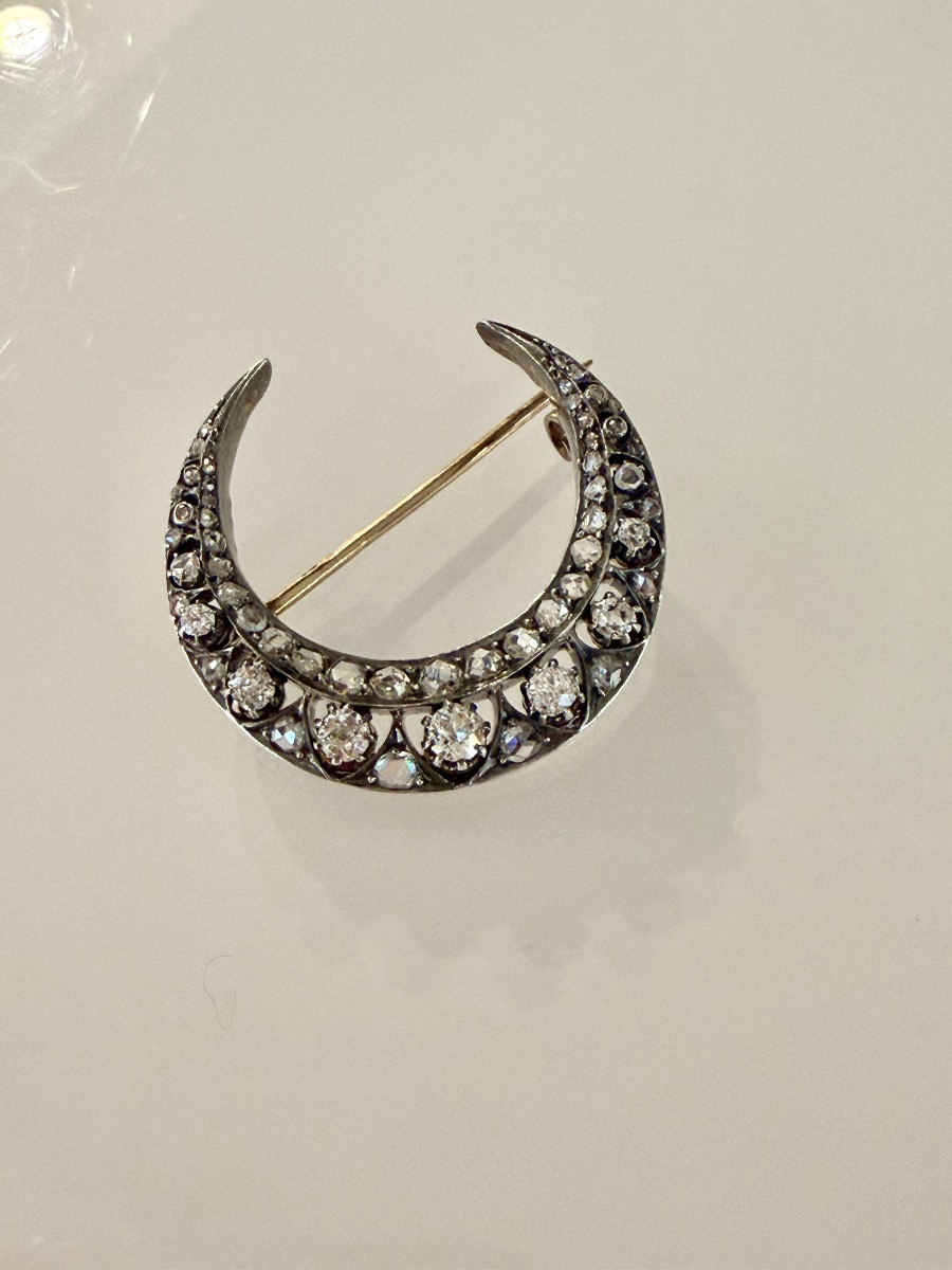 Broche croisant de lune sertie de diamants -photo-4