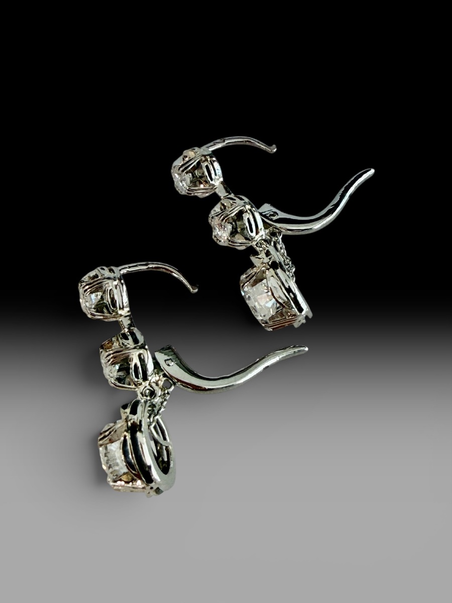Paire de dormeuses en or et diamants -photo-3