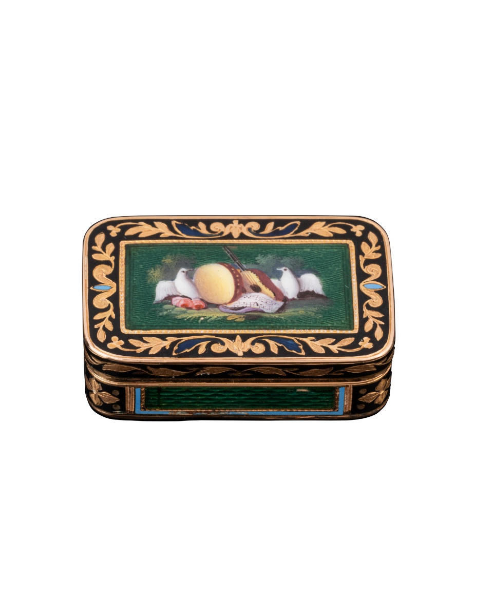 Enameled Gold Perfume Vinaigrette-photo-2