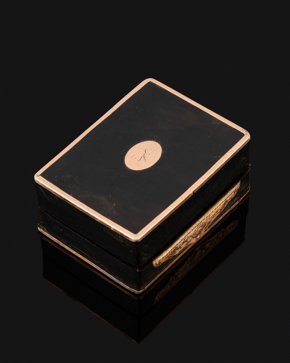 Tortoiseshell And Gold Patch  Box, Louis XVI Period-photo-2