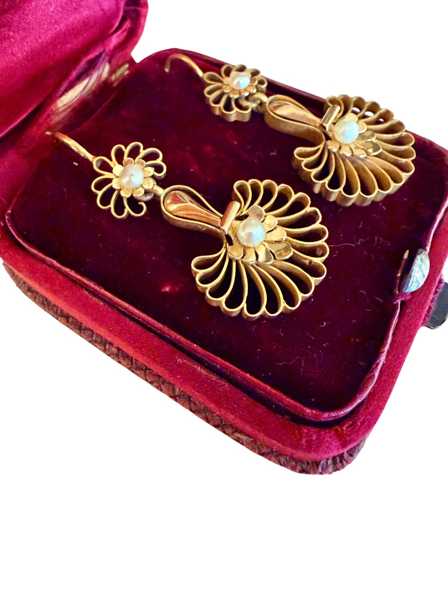 Boucles d'oreilles  anciennes en or et perles fines-photo-3