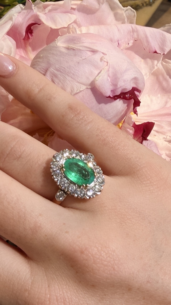Bague Pompadour, émeraude et diamants -photo-4