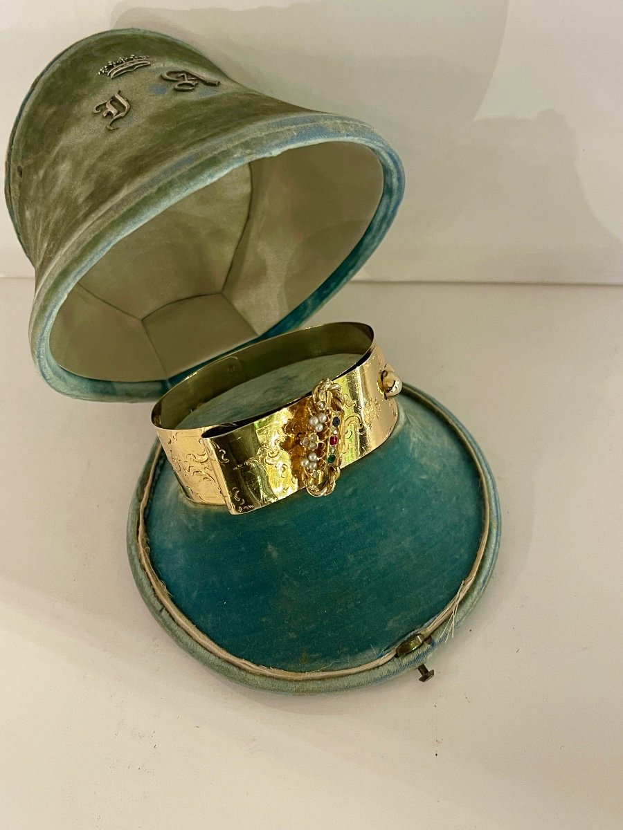 Bracelet In Gold And Vermeil Decorated With A Crown