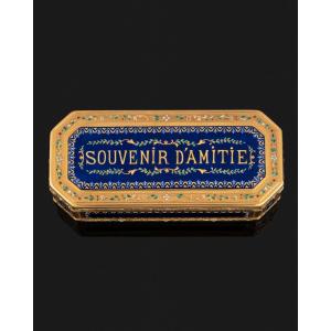Tabatière en or et émail de la fin du XVIIIème siècle