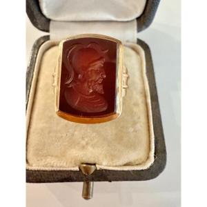 Bague en or et intaille