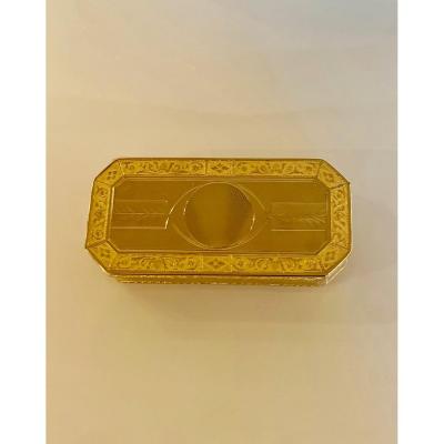 Gold Snuffbox By David Lhonorey