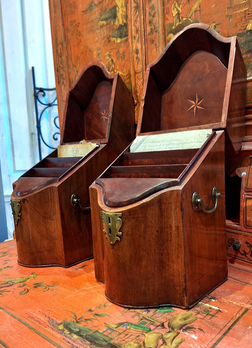 Pair Of English Georgian Mahogany Mail Boxes-photo-4