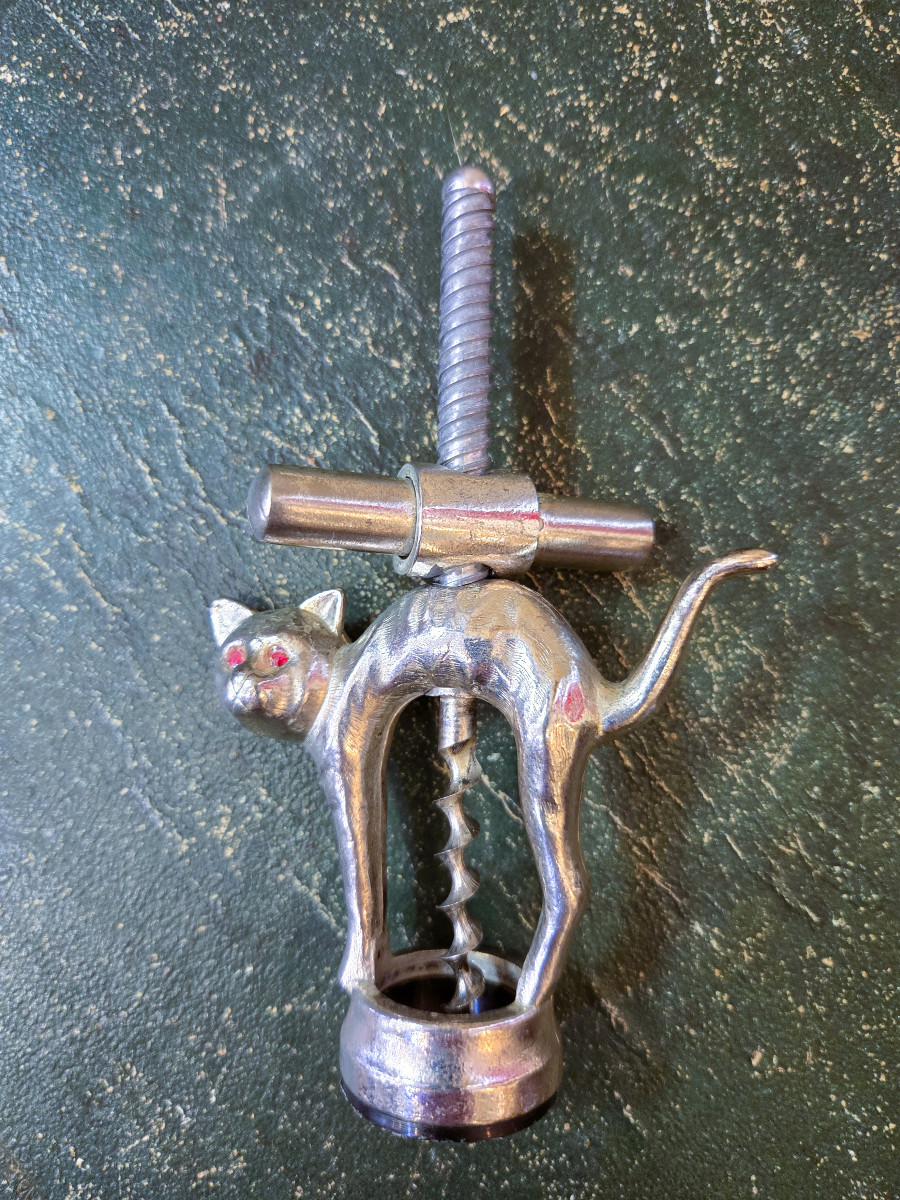 Arched Cat Corkscrew Circa 1930-1950