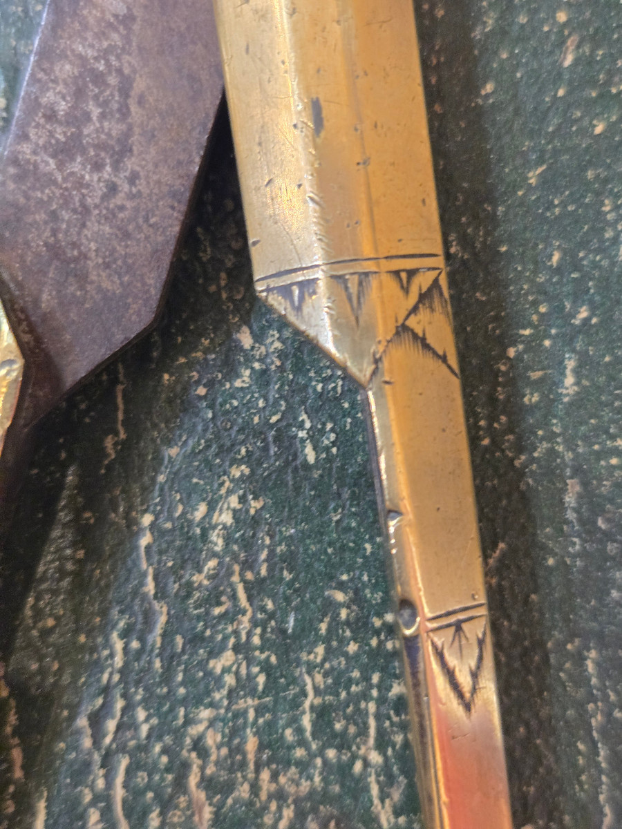 18th Century Compass In Iron And Bronze-photo-4