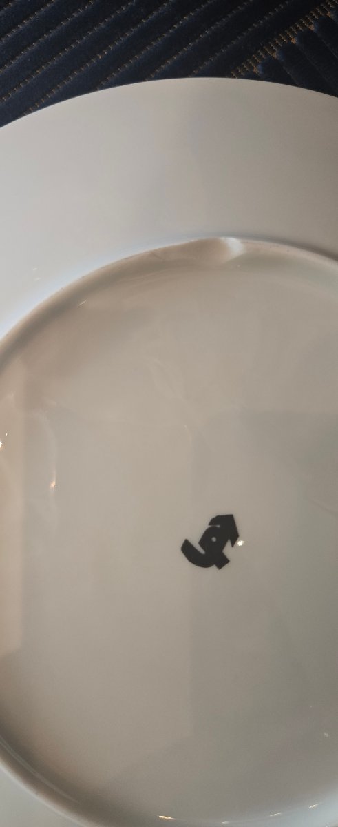 suite de 6 assiettes en porcelaine Cocteau-photo-4