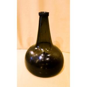 Late 17th Century Glass "onion" Bottle 