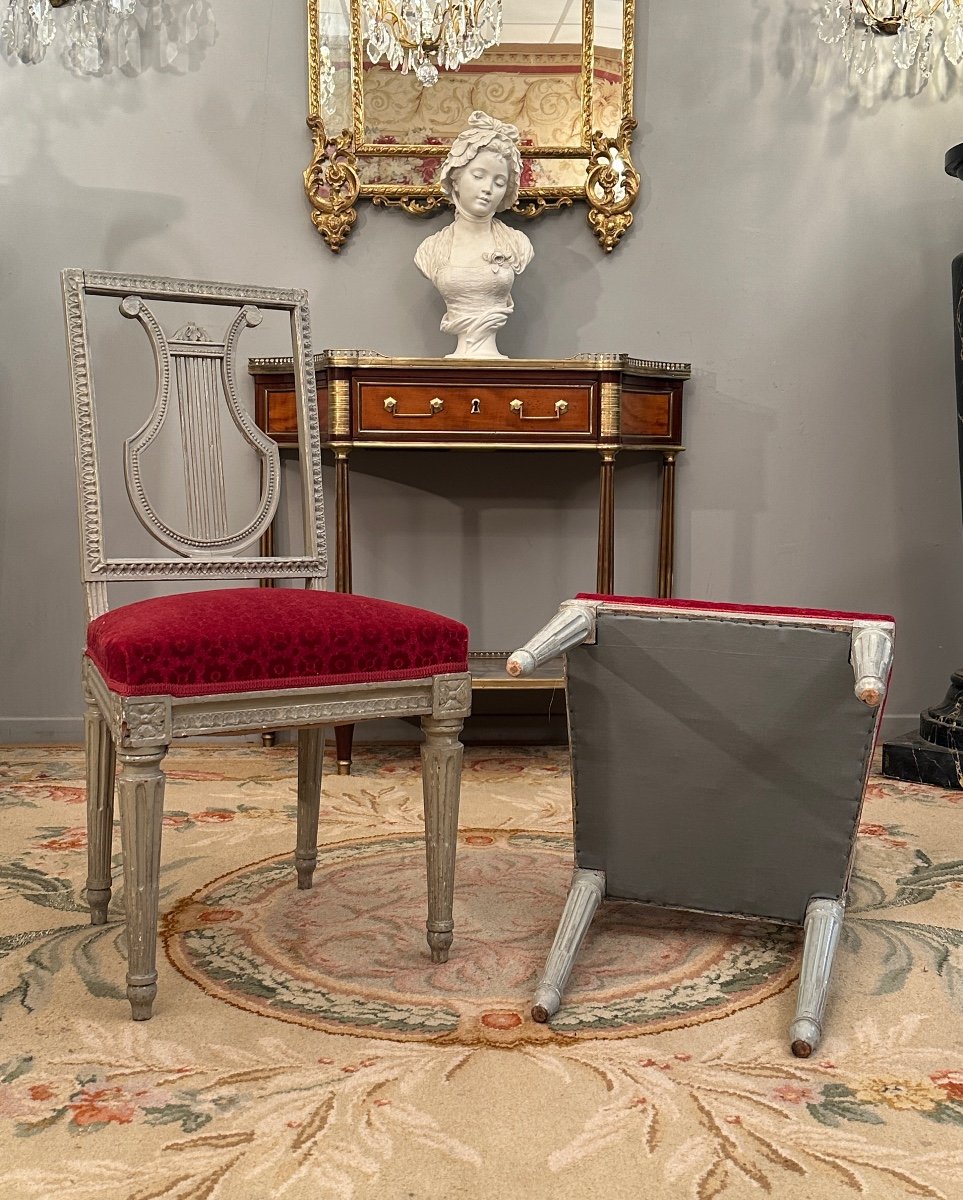 Pair Of Louis XVI Period Chairs In Lacquered Wood Around 1770-photo-4
