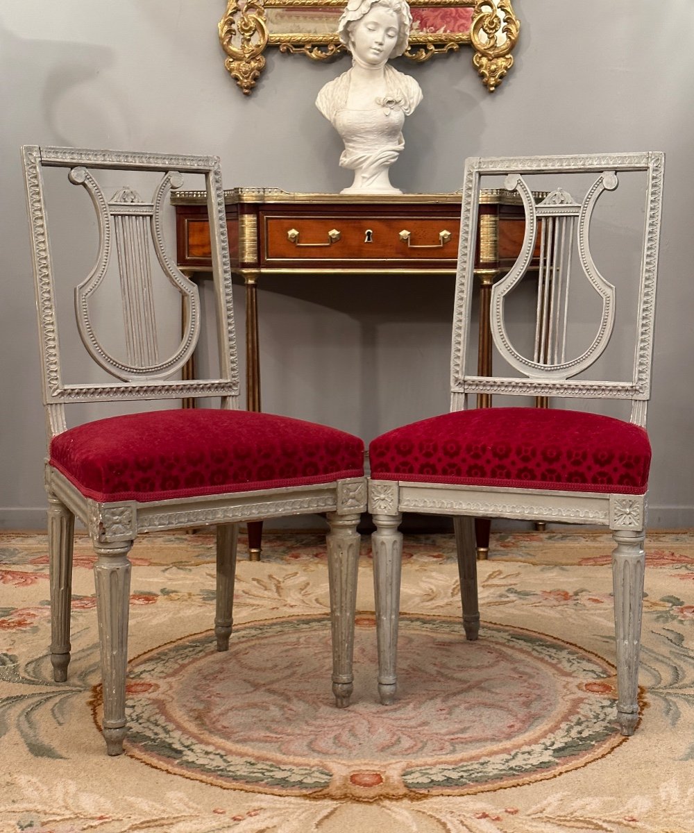 Pair Of Louis XVI Period Chairs In Lacquered Wood Around 1770-photo-6