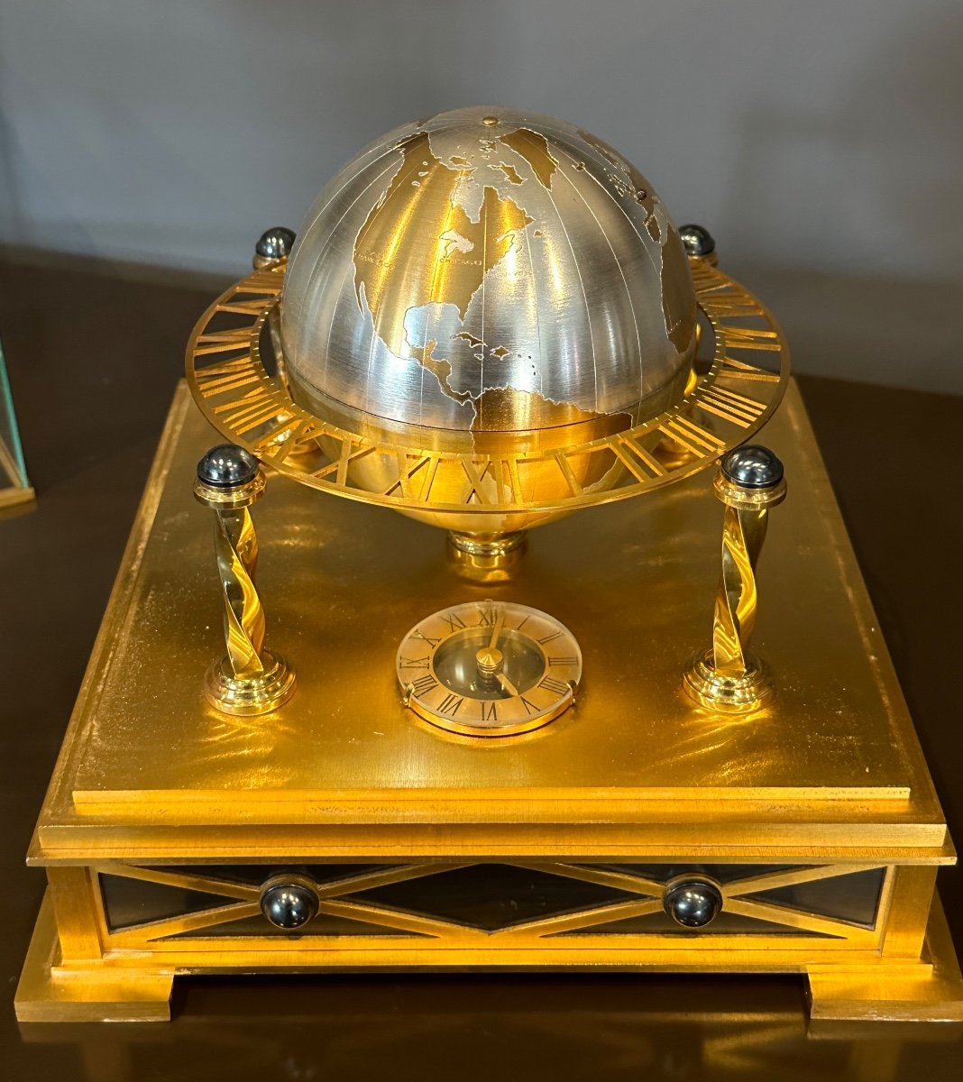 Hour Lavigne, Pendulette De Table Globe Terrestre En Bronze-photo-6