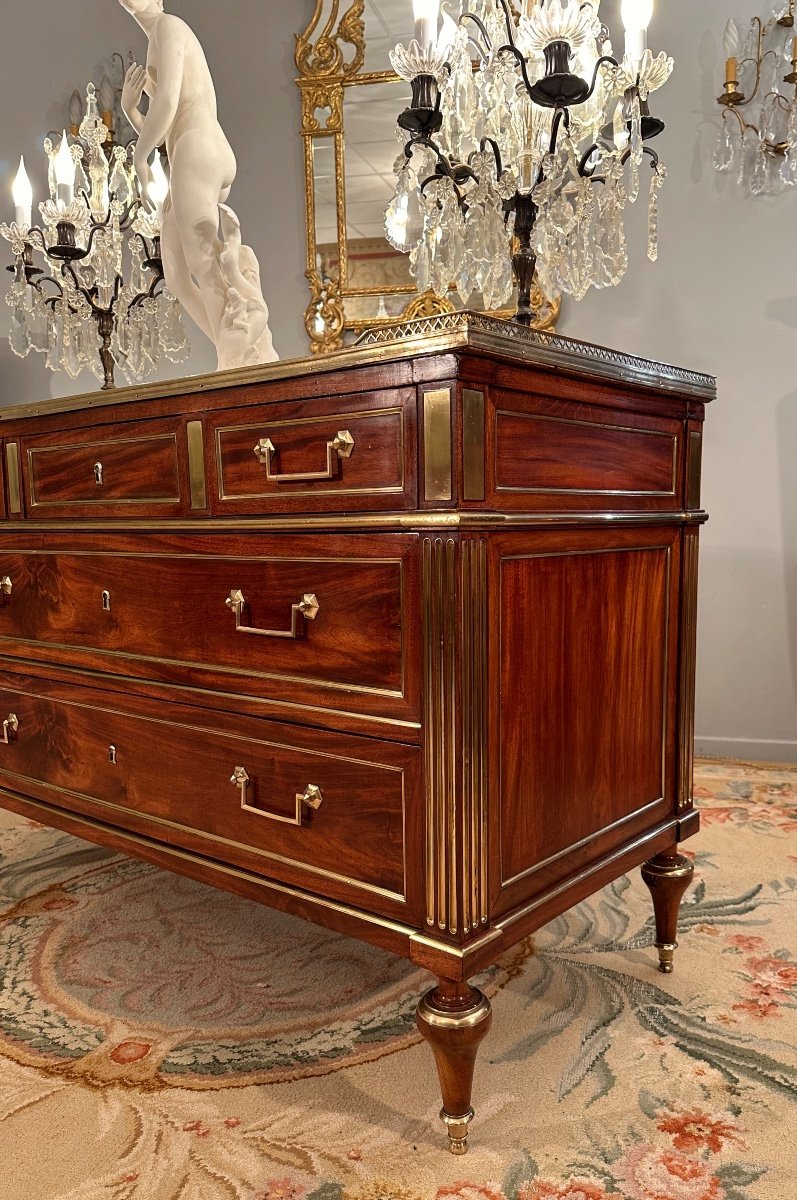 Louis XVI Period Mahogany Officer's Commode Circa 1780-photo-3