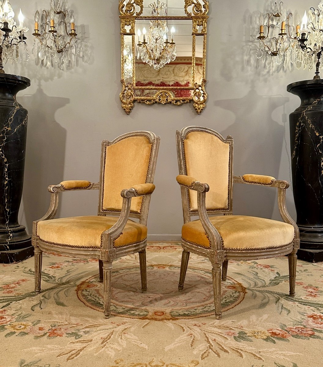 Paire De Fauteuils En Bois Laqué d'Epoque Louis XVI Vers 1780-photo-3