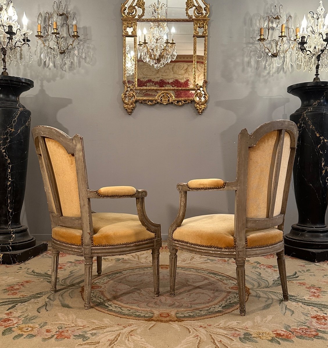 Paire De Fauteuils En Bois Laqué d'Epoque Louis XVI Vers 1780-photo-2