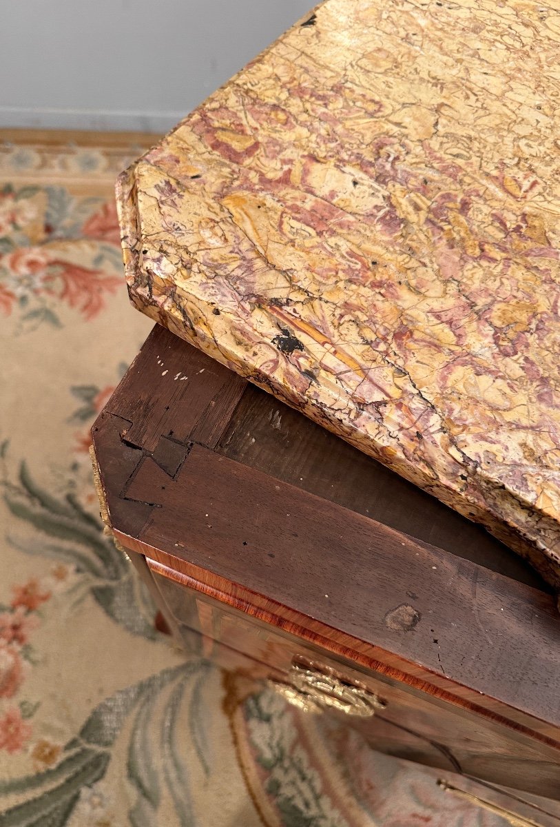 Commode Sauteuse En Marqueterie d'Epoque Transition Louis XV Louis XVI Vers 1760-photo-1
