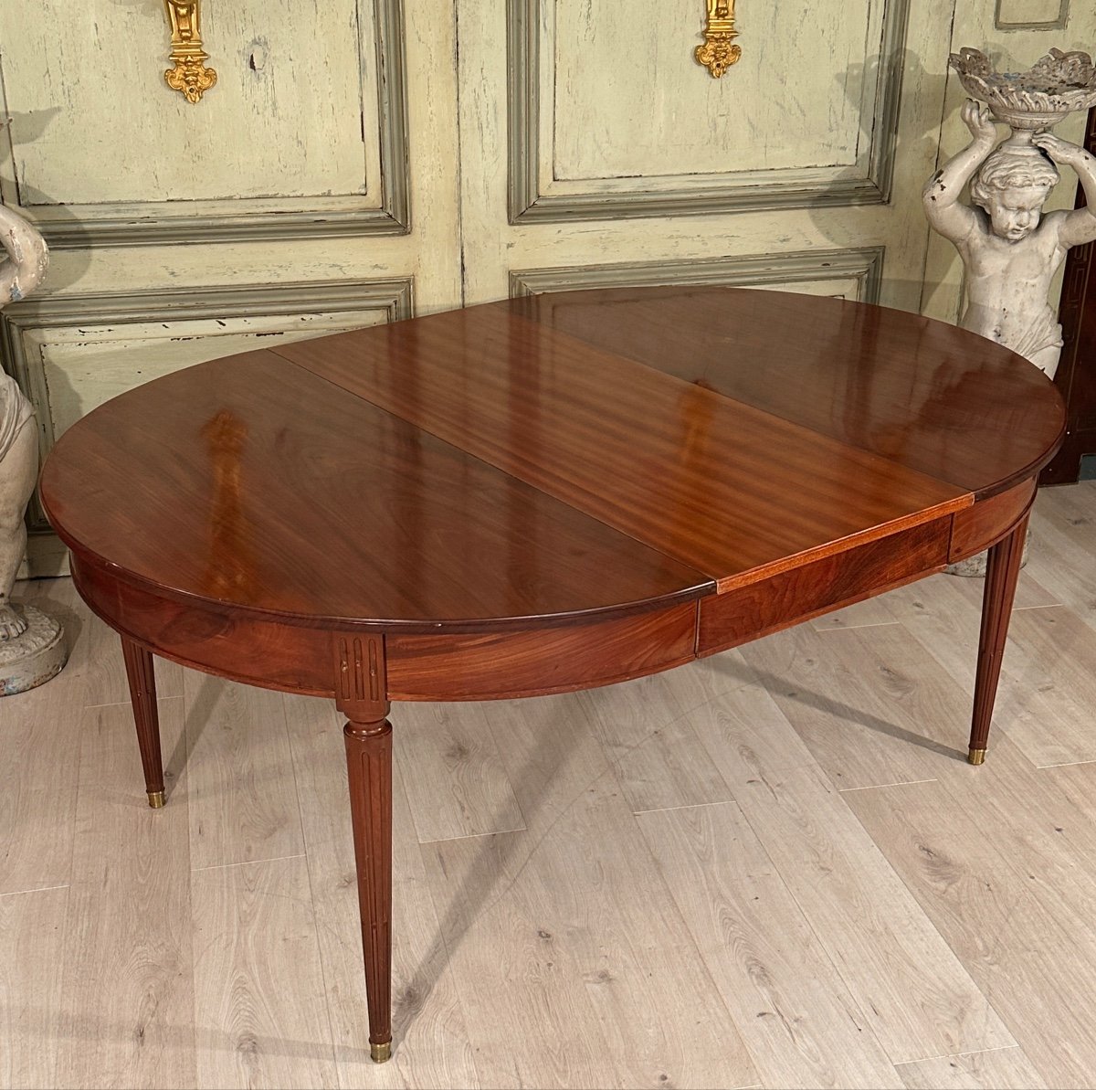 Louis XVI Style Mahogany Dining Table With Band 19th Century (285 Cm)-photo-2
