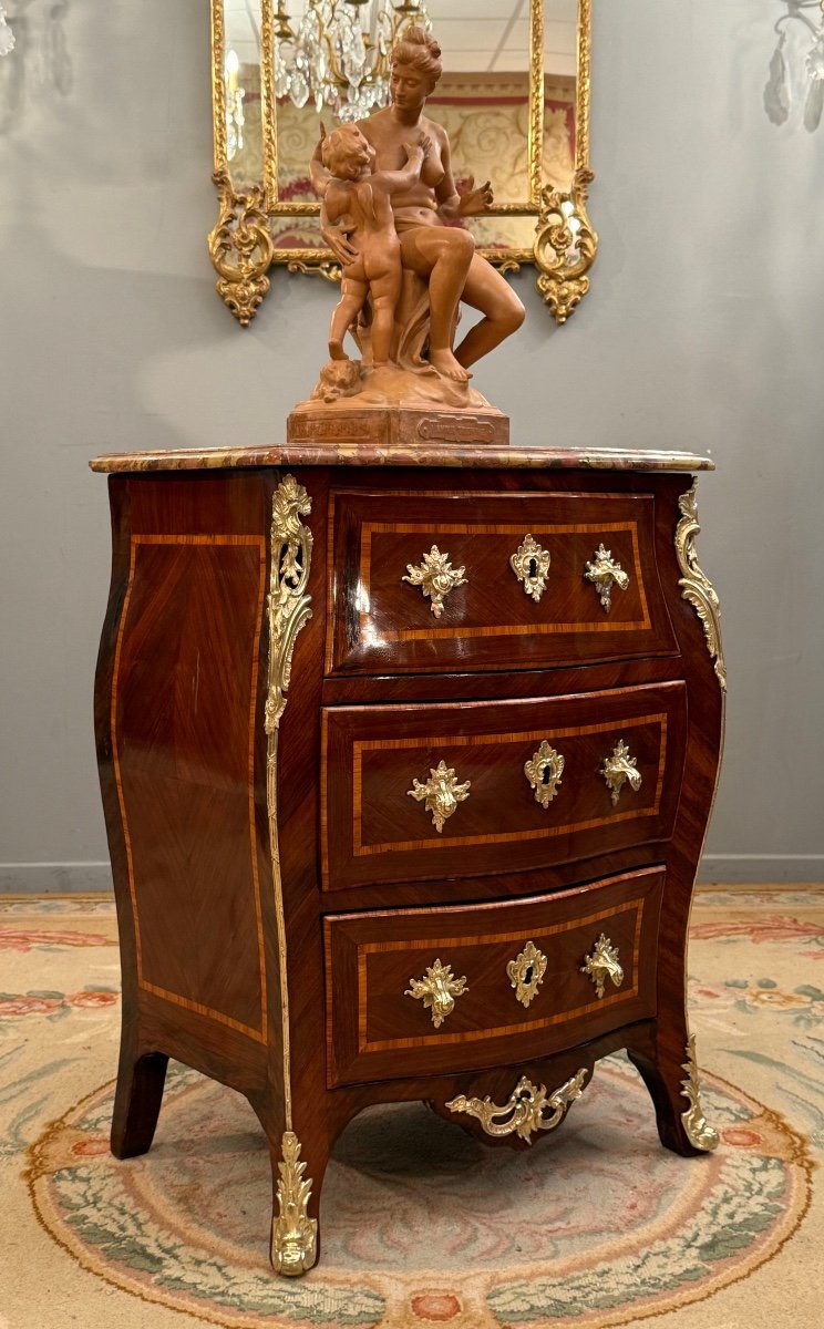 Louis XV Period Curved Marquetry Chest Of Drawers Circa 1750-photo-5