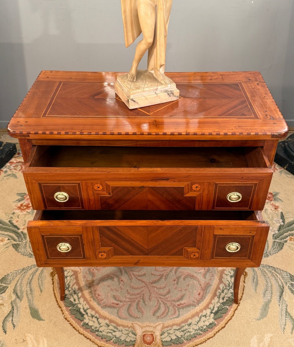 Louis XV Period Marquetry Sauteuse Chest Of Drawers Circa 1750-photo-3