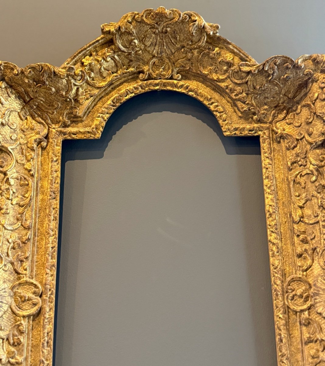 Large Gilded Wooden Frame From The Regency Period Circa 1720-photo-1