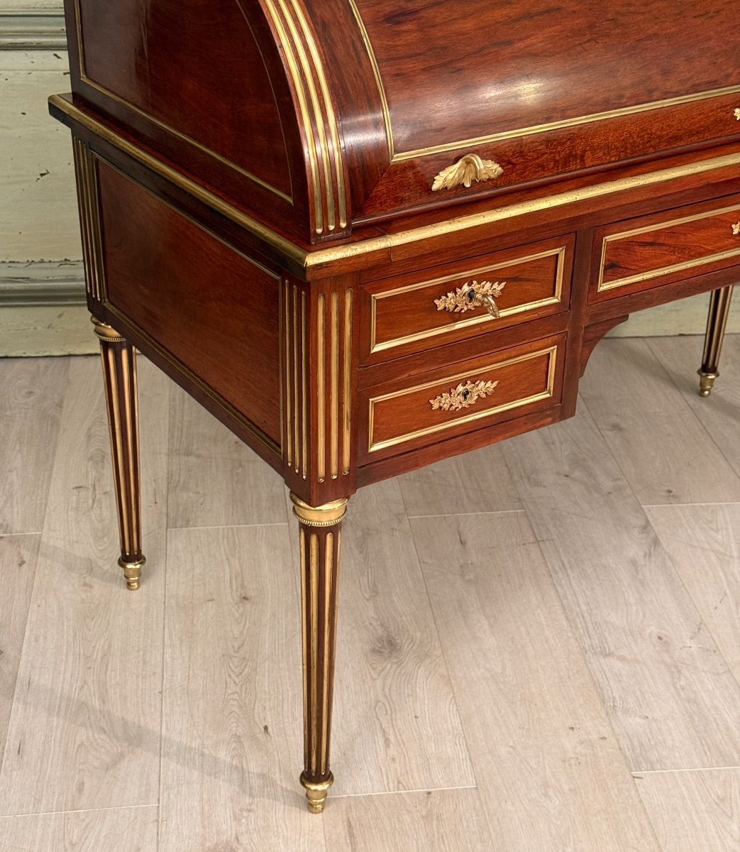 Important Louis XVI Style Mahogany Cylinder Desk Circa 1860-photo-1