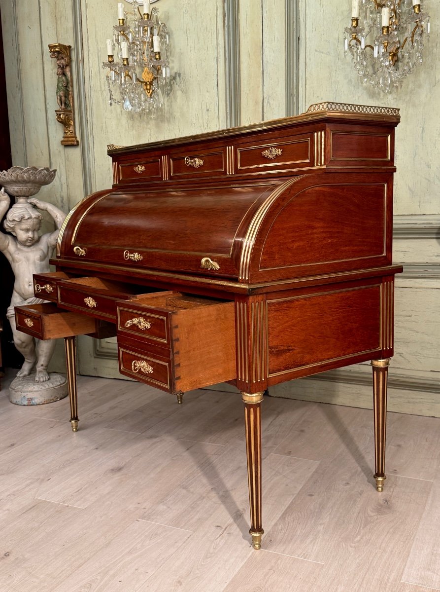 Important Louis XVI Style Mahogany Cylinder Desk Circa 1860-photo-8