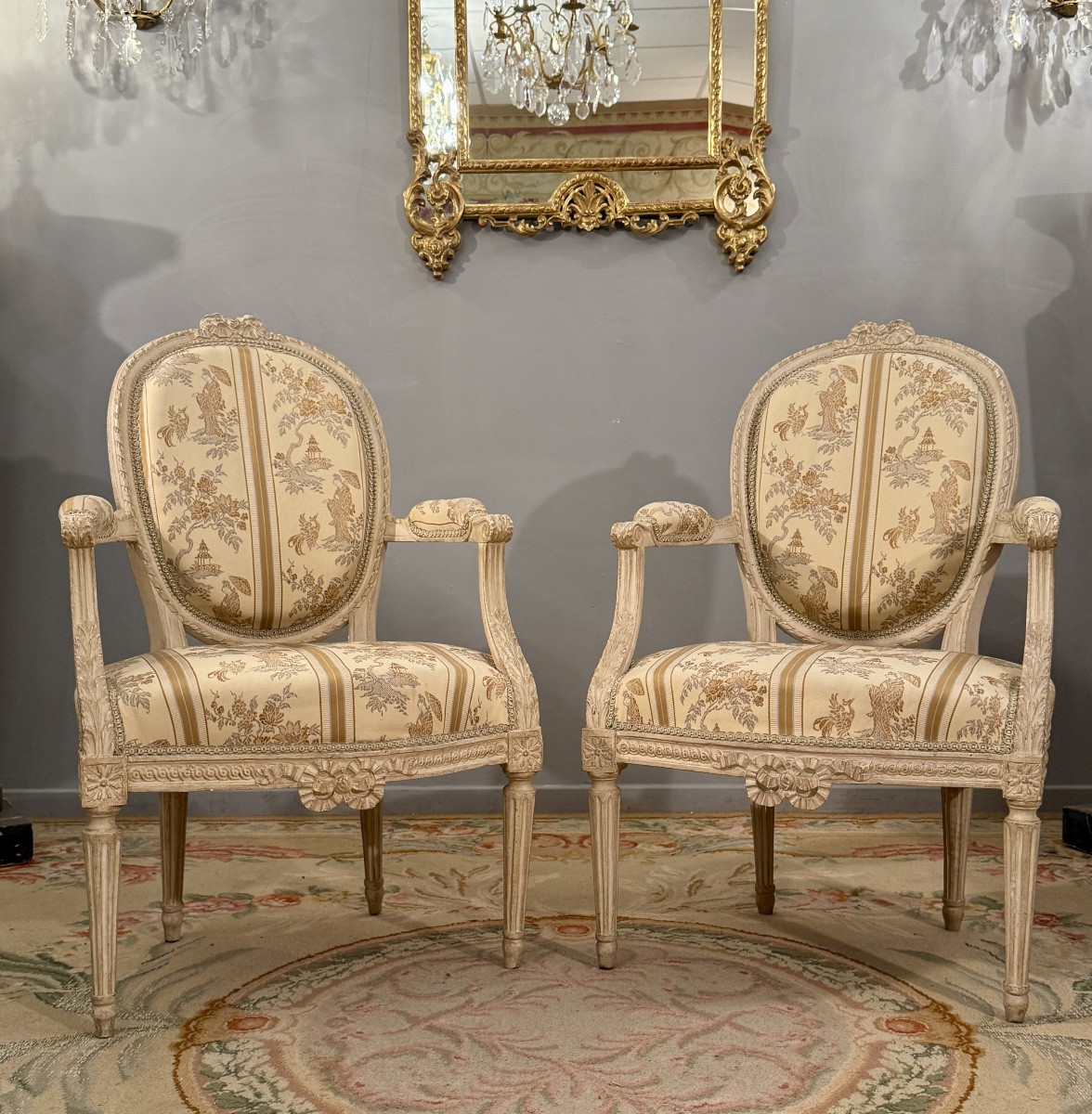 Paire De Fauteuils Cabriolet En Bois Laqué d'Epoque Louis XVI Vers 1790-photo-2