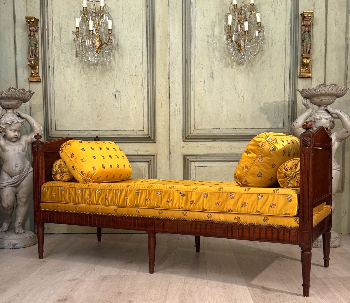 Louis XVI Period Mahogany Daybed, Circa 1790-photo-2