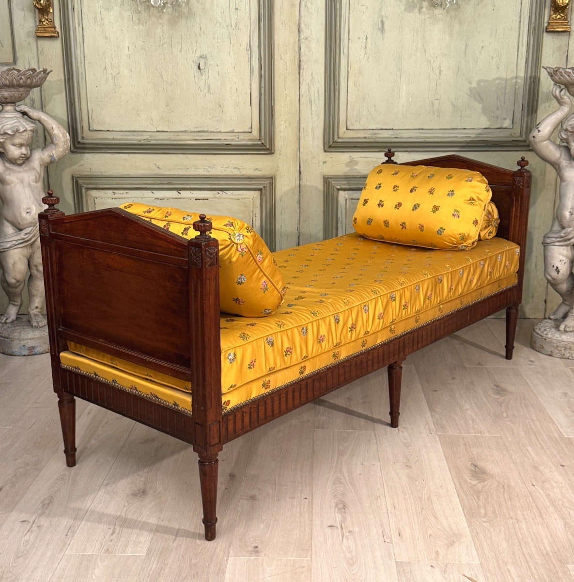 Louis XVI Period Mahogany Daybed, Circa 1790-photo-2
