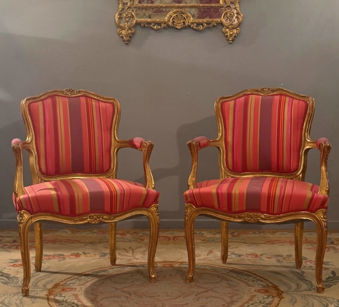 Paire de Fauteuils Cabriolet de Style Louis XV,  Epoque Napoléon III
