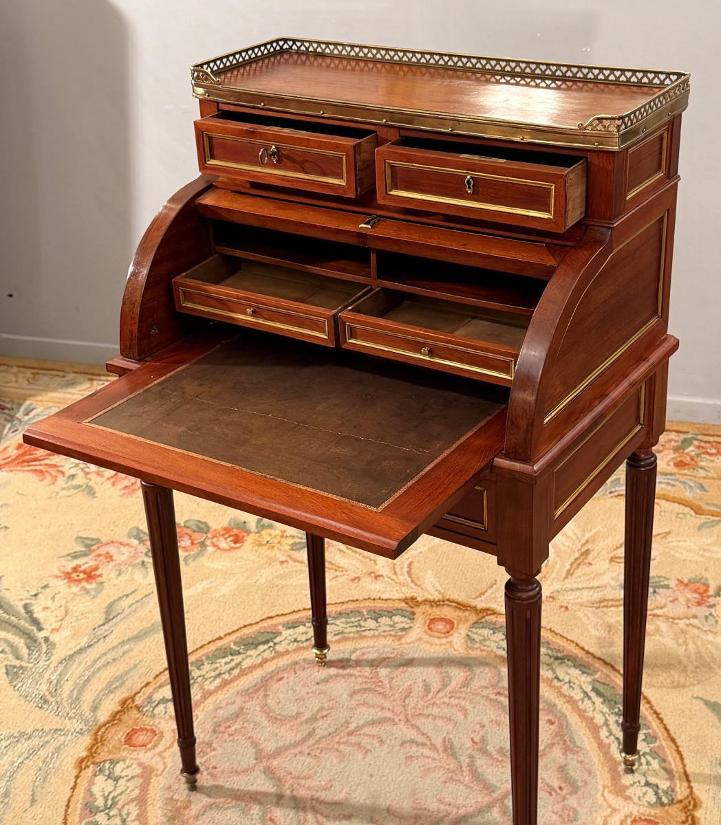 Petit Bureau Cylindre en Acajou d'Epoque Louis XVI, Vers 1780-photo-5