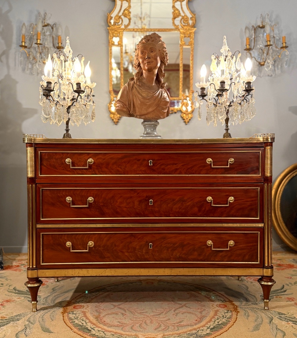 Commode d'Officier en Acajou Flammé d'Epoque Louis XVI, Vers 1780
